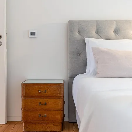 Nyaraló Foz Velha River House